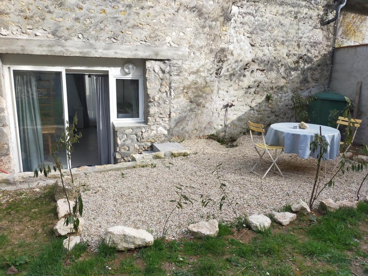 Logement Entier Dans Village Calme Guillerval Εξωτερικό φωτογραφία