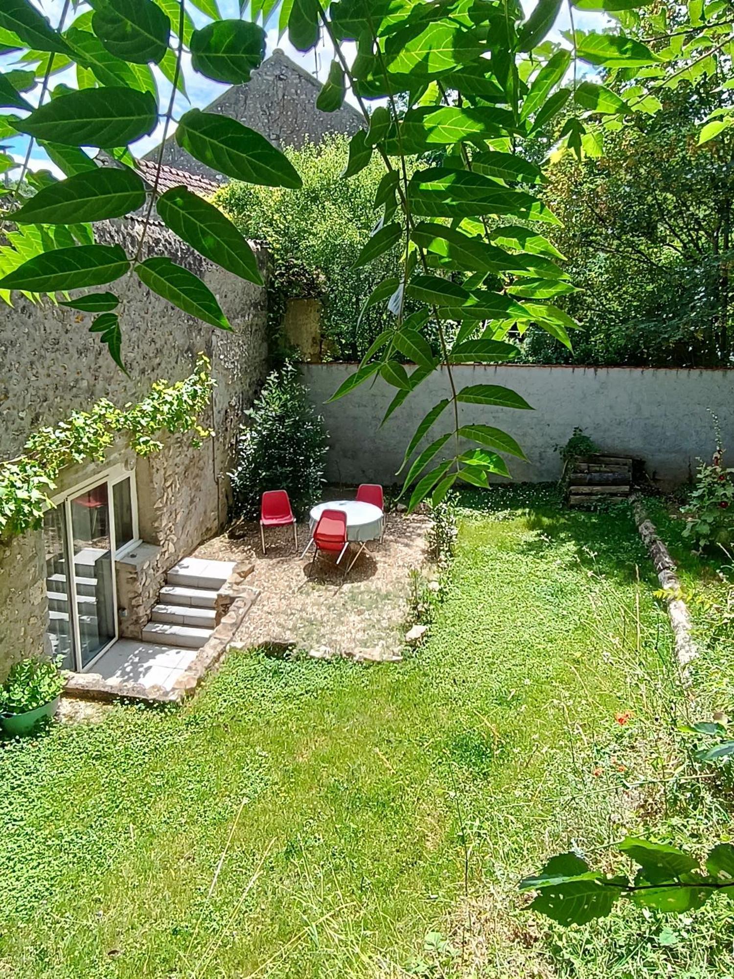 Logement Entier Dans Village Calme Guillerval Εξωτερικό φωτογραφία